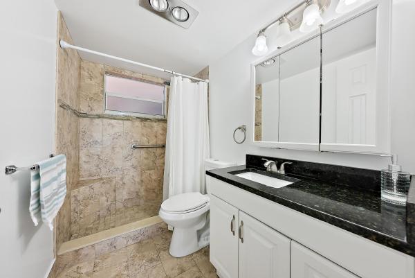 Lakeside Village, 701 Lori Dr #206, Palm Springs, Florida 33461, image 1