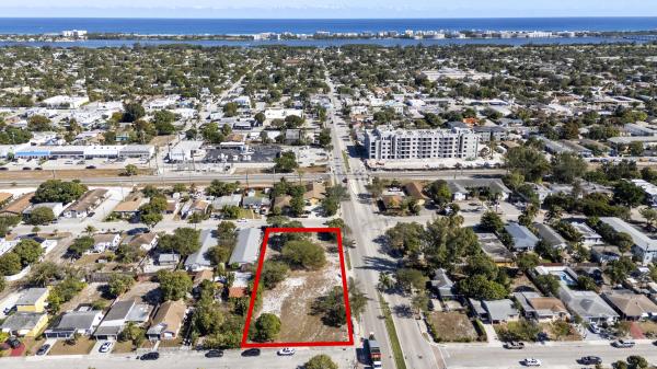 Lake Worth Town, 1212 10th Ave, Lake Worth Beach, Florida 33460, image 1