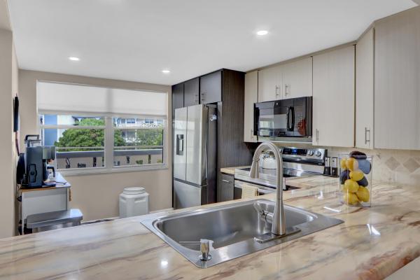 Antigua Village, 2504 Antigua Ter #B3, Coconut Creek, Florida 33066, image 1