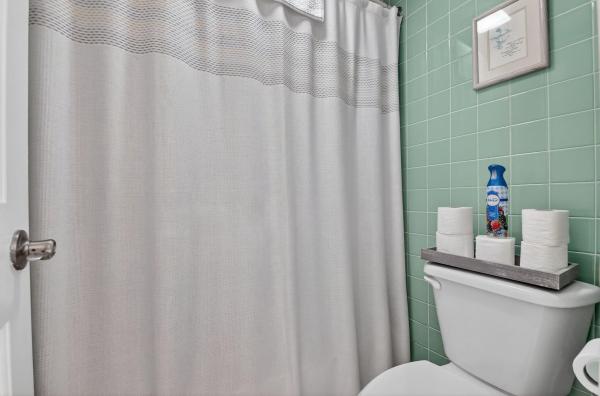 Palm Beach Shores Apartments, 33 Ocean Ave #202, Palm Beach Shores, Florida 33404, image 3