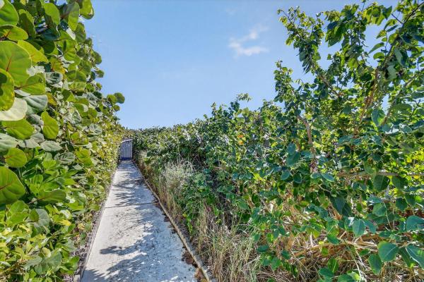 Palm Beach Shores Apartments, 33 Ocean Ave #202, Palm Beach Shores, Florida 33404, image 2