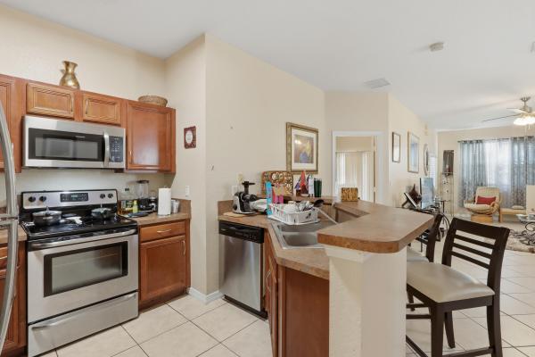 Magnolia Bay, 3108 Grandiflora Dr, Greenacres, Florida 33467, image 2
