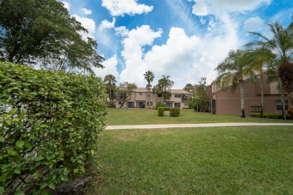 Westwood At Cypress Run, 1672 Cypress Pointe Dr #1A, Coral Springs, Florida 33071, image 2