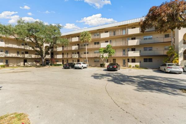 The Falls Of Inverrary, 6301 N Falls Circle Dr #307, Lauderhill, Florida 33319, image 1