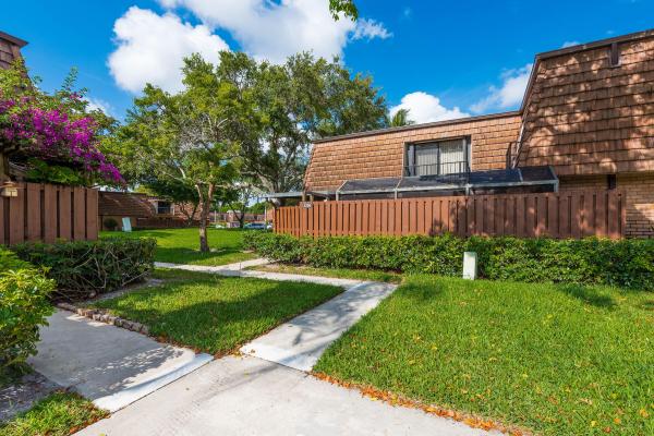 Sherwood Lakes, 2205 22nd Ln, Greenacres, Florida 33463, image 3