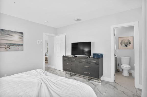 Lauderdale Beach, 3025 Center Ave, Fort Lauderdale, Florida 33308, image 2