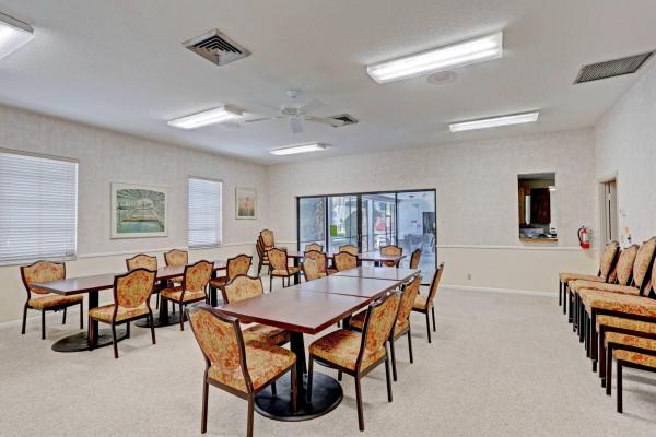 Whitehall, 3716 Whitehall Dr #203, West Palm Beach, Florida 33401, image 2