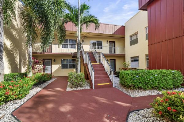 Flanders At Kings Point, 605 Flanders M, Delray Beach, Florida 33484, image 1
