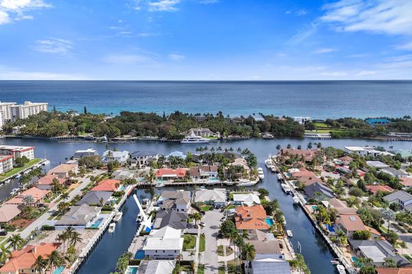 Coral Key Villas, 3001 NE 47th St, Lighthouse Point, Florida 33064, image 2