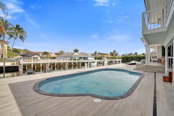 Coral Key Villas, 3001 NE 47th St, Lighthouse Point, Florida 33064, image 1