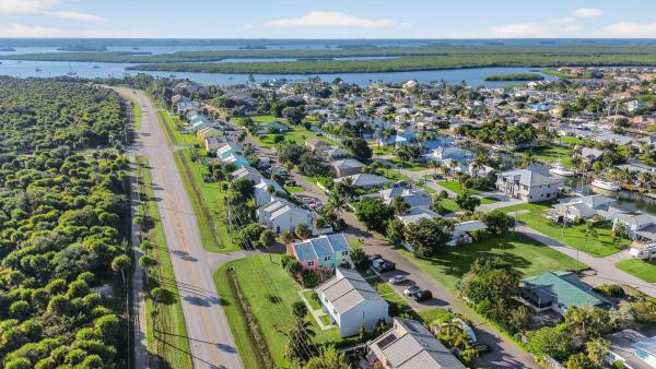 Galleon, 1000 Shorewinds Dr, Fort Pierce, Florida 34949, image 3