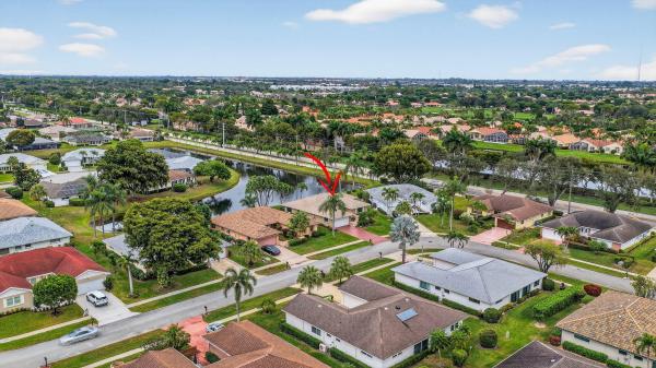 Pine Tree Village, 10659 Greentrail Dr S, Boynton Beach, Florida 33436, image 1