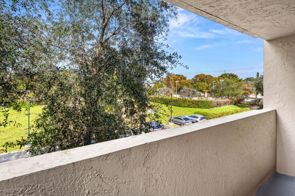 Baptist Towers, 1891 N 61st Ave #B311, Hollywood, Florida 33024, image 3