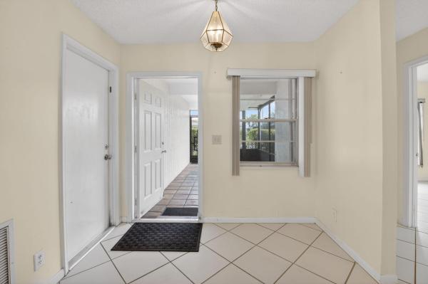 Delray Villas 4 & 5, 6321 Lasalle Rd, Delray Beach, Florida 33484, image 2