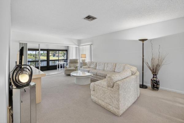 Palm Greens At Villa Del Ray, 13889 Royal Palm Ct #D, Delray Beach, Florida 33484, image 1