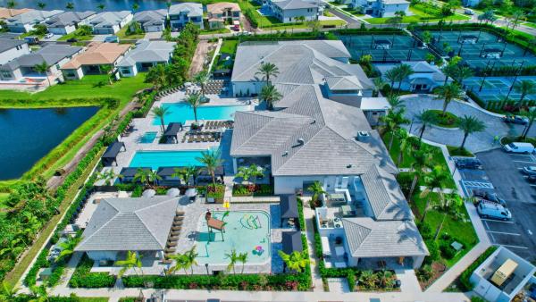 8366 Essex Country Club Dr, Boca Raton, Florida 33434, image 1