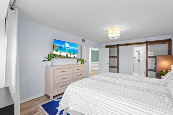 Winchester Courts, 11625 Winchester Dr #C, Palm Beach Gardens, Florida 33410, image 2