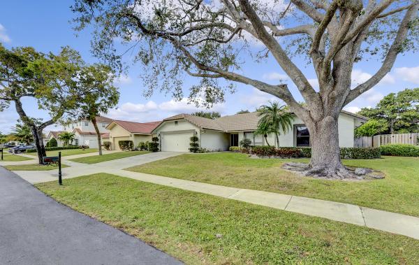 Thornhill Estates, 7379 London Ln, Boca Raton, Florida 33433, image 2