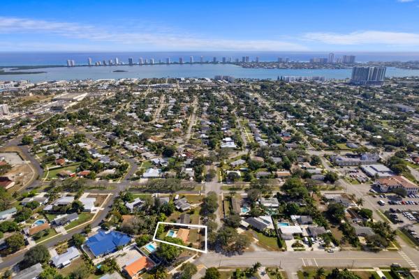 545 Flagler Blvd, Lake Park, Florida 33403, image 1