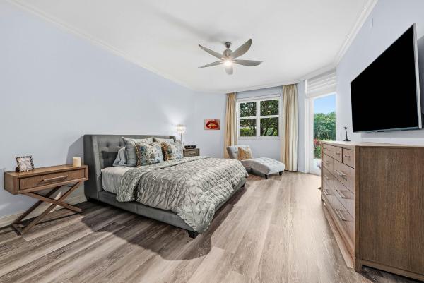 Townsend Place, 550 SE Mizner Blvd #B110, Boca Raton, Florida 33432, image 1