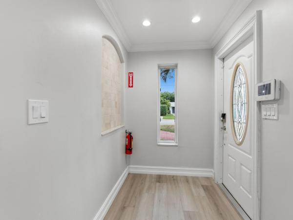 Colgate Park, 1921 NE 28th Ct, Lighthouse Point, Florida 33064, image 1