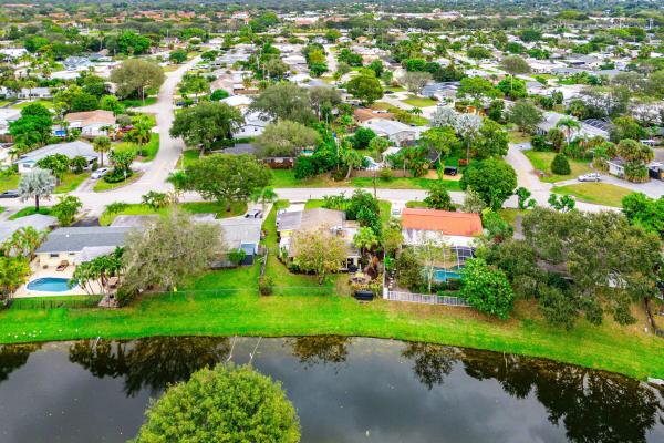 Palm Beach Gardens Estates, 603 Riverside Dr, Palm Beach Gardens, Florida 33410, image 2