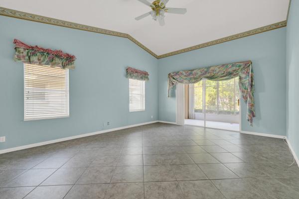 Pipers Glen Estates, 6151 Hook Ln, Boynton Beach, Florida 33437, image 2