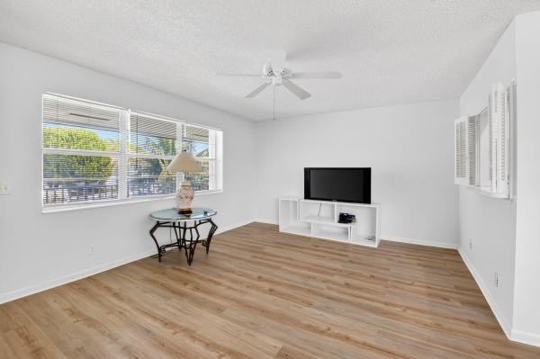 Sterling Village, 480 Horizons W #205, Boynton Beach, Florida 33435, image 1