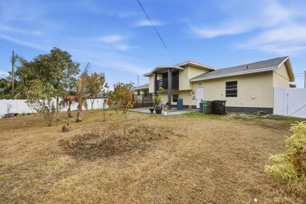 Northport Village, 517 NW Floresta Dr, Port St. Lucie, Florida 34983, image 2