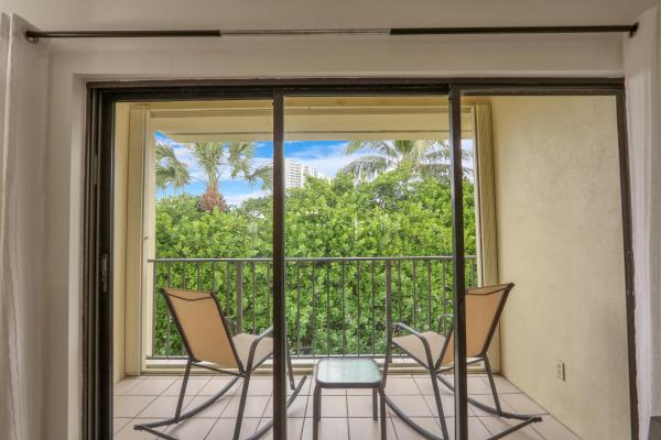 Ocean View, 115 Bamboo Rd #205, Palm Beach Shores, Florida 33404, image 2