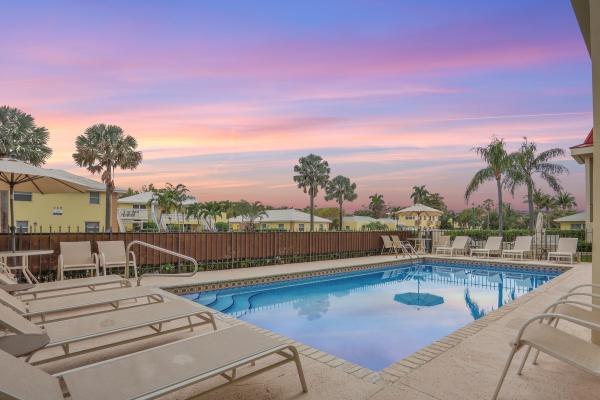 Ocean View, 115 Bamboo Rd #205, Palm Beach Shores, Florida 33404, image 3