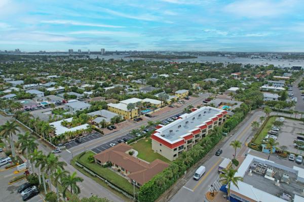 Ocean View, 115 Bamboo Rd #205, Palm Beach Shores, Florida 33404, image 1