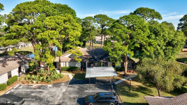 Surrey Woods, 2833 Stoneway Ln #A, Fort Pierce, Florida 34982, image 2