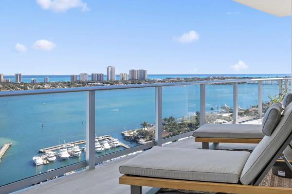 220 Lake Shore Dr #2112, Lake Park, Florida 33403, image 2