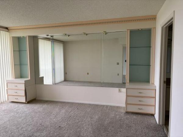 Whitehall Village, 2601 Village Blvd #406, West Palm Beach, Florida 33409, image 2