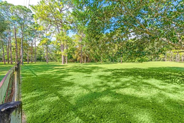 Homeland, 5405 Duckweed Rd, Lake Worth, Florida 33449, image 2