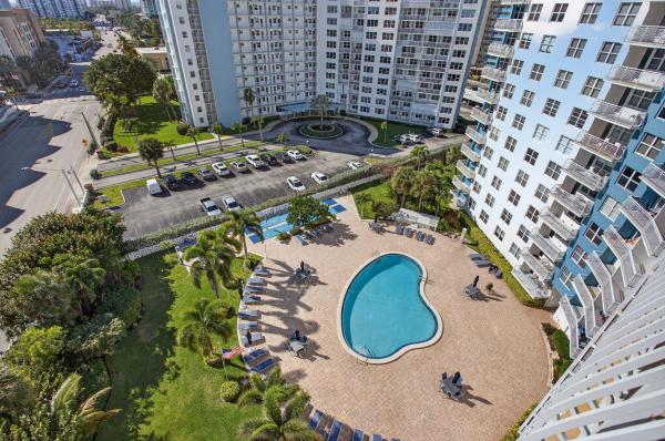 Nassau House Apartments, 301 N Ocean Blvd #1006, Pompano Beach, Florida 33062, image 2
