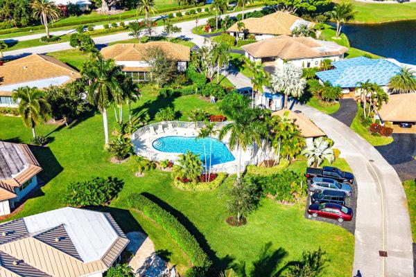 Cedar Key Villas, 322 Cedar Key Cir, Atlantis, Florida 33462, image 1