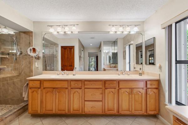 Amesbury Circle Of Greenview Shores 2, 2036 Amesbury Cir, Wellington, Florida 33414, image 3