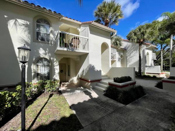 202 Cypress Point Dr, Palm Beach Gardens, Florida 33418, image 1
