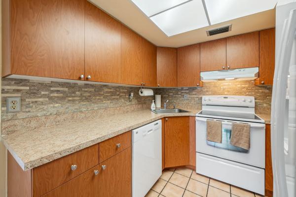 Society Hill Cannongate, 5130 Society Pl W #H, West Palm Beach, Florida 33415, image 1