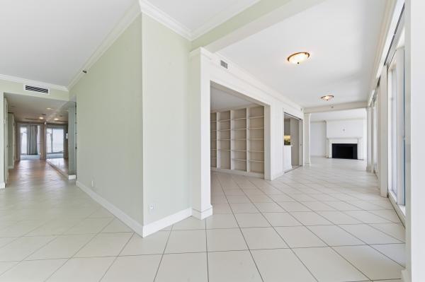 Trump Plaza Of The Palm Beaches, 525 S Flagler Dr #20C, West Palm Beach, Florida 33401, image 3