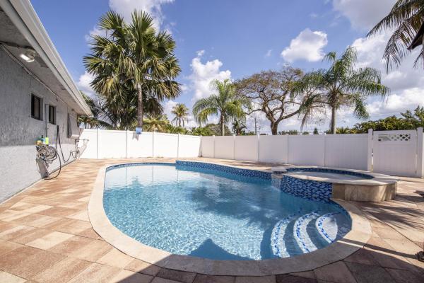 Margate Residential, 1409 NW 58th Ave, Margate, Florida 33063, image 2