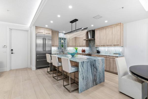 Duvall Place, 122 SE 6th Ave #3, Delray Beach, Florida 33483, image 2