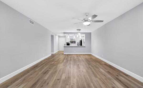 Village Royale Greentree, 2515 NE 2nd Ct #204, Boynton Beach, Florida 33435, image 3