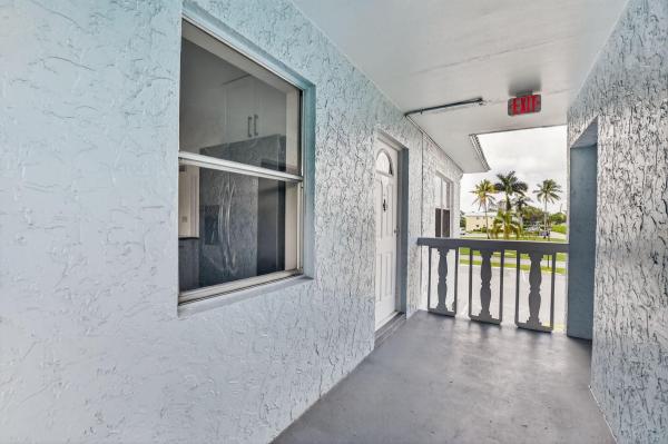 Sandalfoot South, 9780 Marina Blvd #425, Boca Raton, Florida 33428, image 3