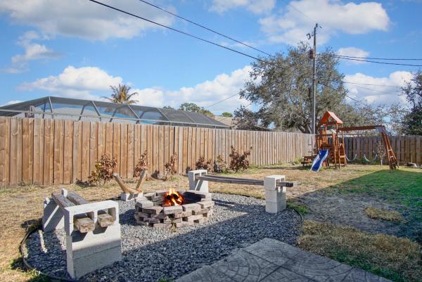 Gatlin Pines, 1229 SW Malaga Ave, Port St. Lucie, Florida 34953, image 1