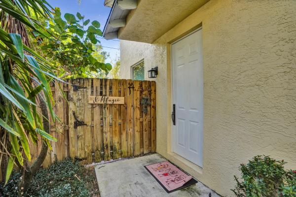 Old Florida Bungalows, 848 SE 4th Ct, Deerfield Beach, Florida 33441, image 2