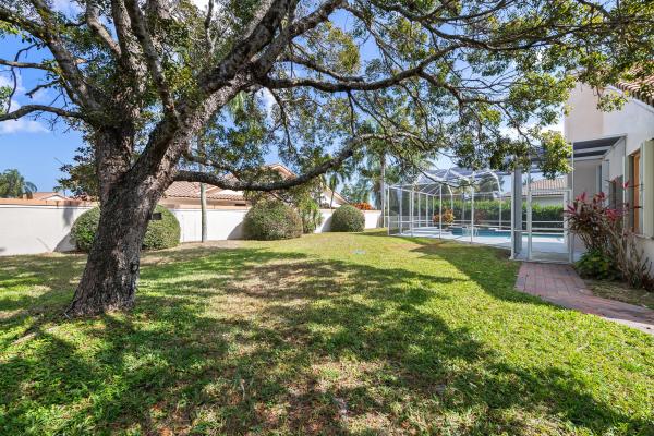 Bear Lakes Estates North, 2730 Tecumseh Dr, West Palm Beach, Florida 33409, image 2