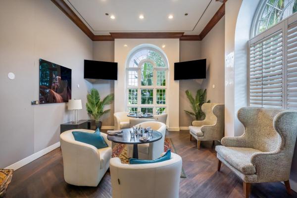 Bagattelle, 13334 Polo Club Rd #240, Wellington, Florida 33414, image 2